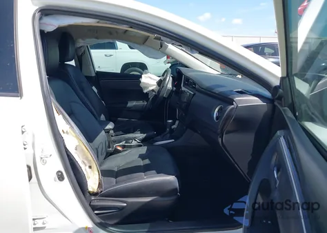 2019 Toyota Corolla Xle from USA, damaged, VIN 5YFBURHEXKP864838